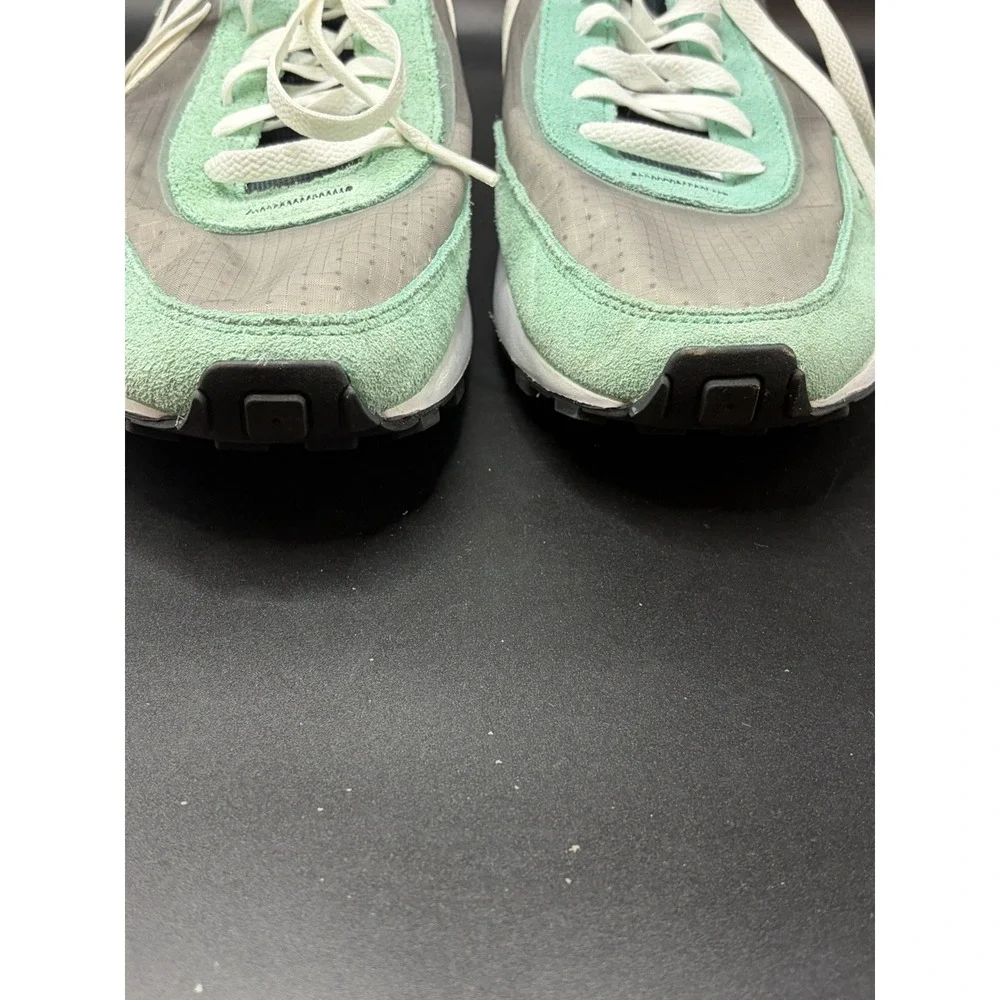 Nike Waffle One SE Waffle One Men's Size 10 Black Light Menta DD8014-005